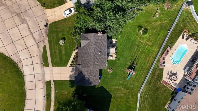 10 Amber Wave Court, O'fallon, MO 63366