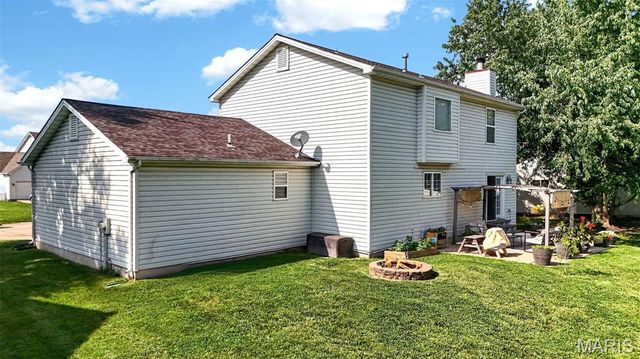 10 Amber Wave Court, O'fallon, MO 63366