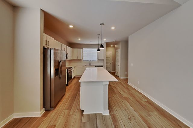 361 Park Glen Dr, Mount Juliet, TN 37122