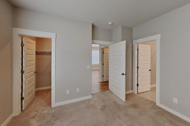 361 Park Glen Dr, Mount Juliet, TN 37122