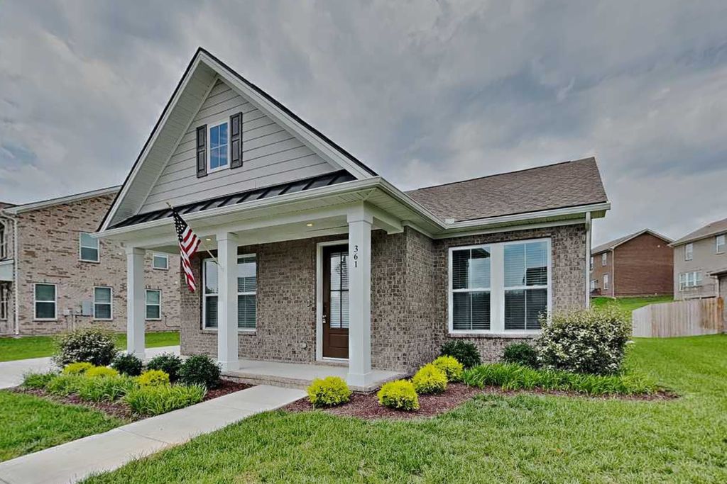 361 Park Glen Dr, Mount Juliet, TN 37122