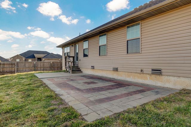 1180 N Cardinal Avenue, Republic, MO 65738