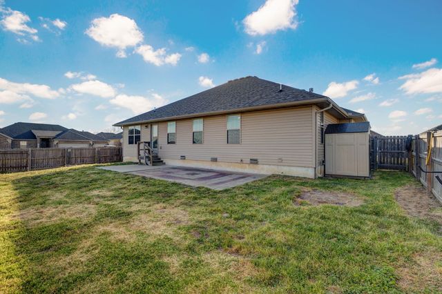 1180 N Cardinal Avenue, Republic, MO 65738