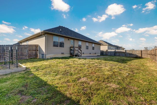 1180 N Cardinal Avenue, Republic, MO 65738