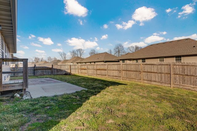 1180 N Cardinal Avenue, Republic, MO 65738