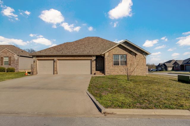 1180 N Cardinal Avenue, Republic, MO 65738