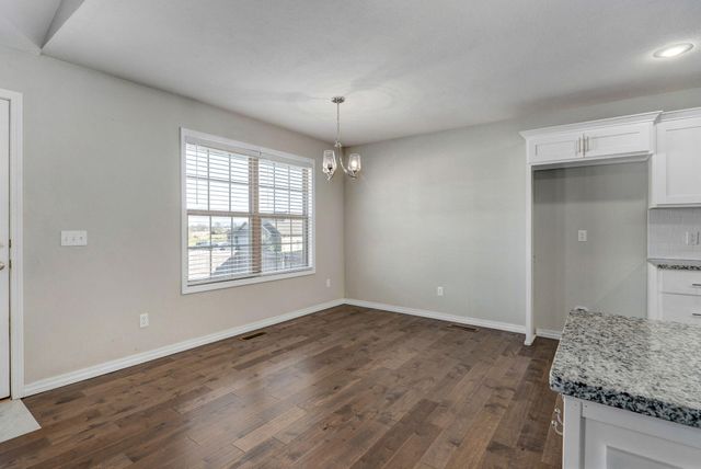 1180 N Cardinal Avenue, Republic, MO 65738