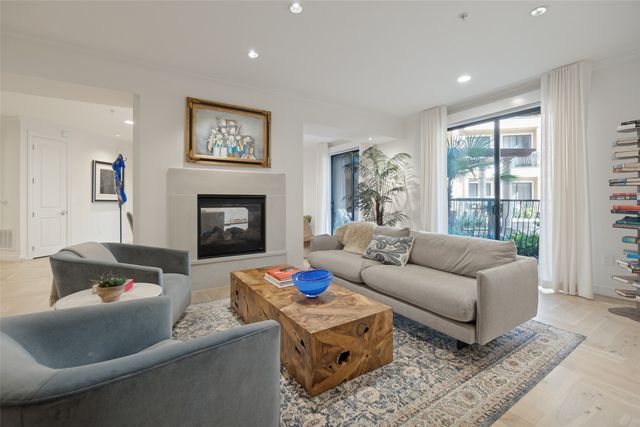 8616 Turtle Creek Boulevard 214, Dallas, TX 75225