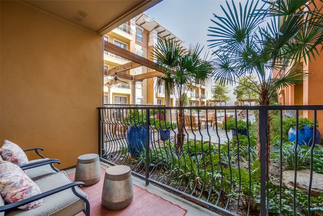 8616 Turtle Creek Boulevard 214, Dallas, TX 75225
