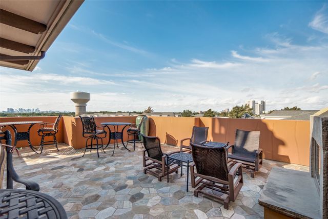8616 Turtle Creek Boulevard 214, Dallas, TX 75225