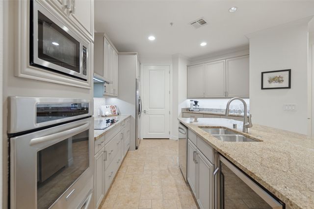 8616 Turtle Creek Boulevard 214, Dallas, TX 75225