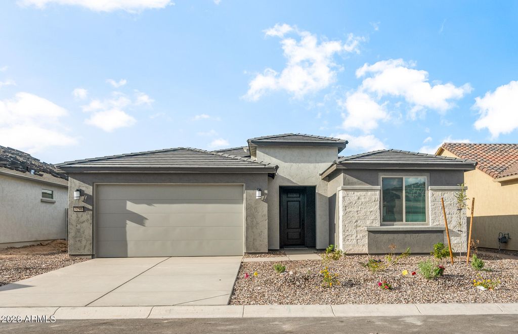 8046 W MOCKINGBIRD Way, Florence, AZ 85132 — exterior