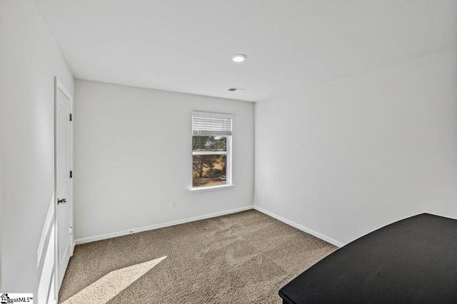 80 Oak Edge Lane, Greer, SC 29651