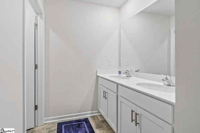 80 Oak Edge Lane, Greer, SC 29651