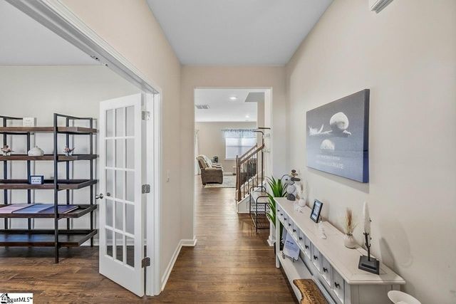 80 Oak Edge Lane, Greer, SC 29651