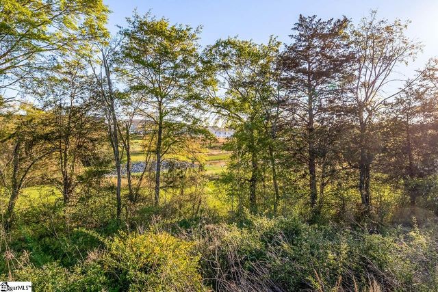 80 Oak Edge Lane, Greer, SC 29651