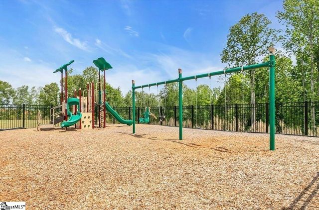 80 Oak Edge Lane, Greer, SC 29651