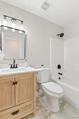 226 Destiny Court, Wentzville, MO 63385