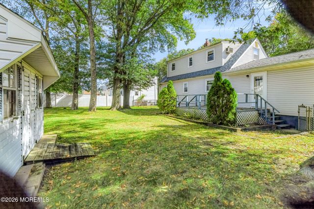 101 5th Street, Hazlet, NJ 07734