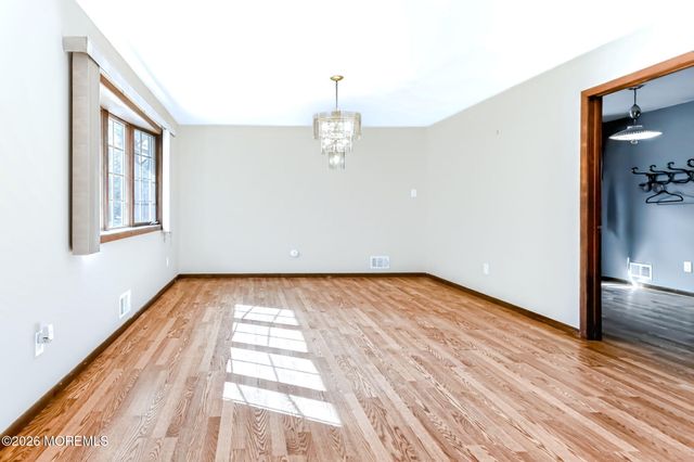 101 5th Street, Hazlet, NJ 07734