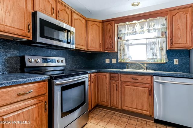 101 5th Street, Hazlet, NJ 07734