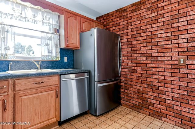 101 5th Street, Hazlet, NJ 07734