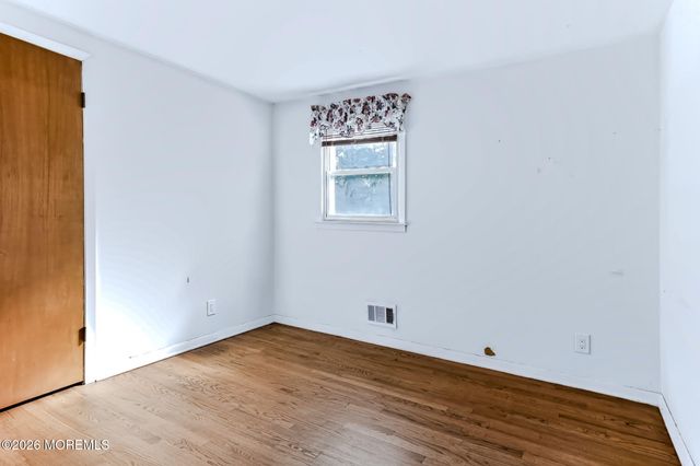 101 5th Street, Hazlet, NJ 07734