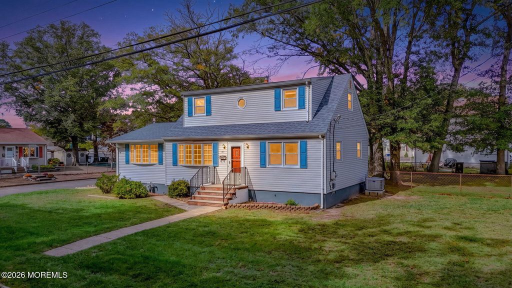 101 5th Street, Hazlet, NJ 07734