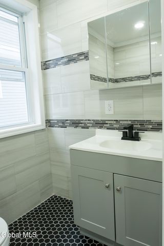 127 N Toll Street, Scotia, NY 12302