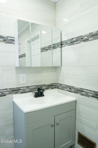 127 N Toll Street, Scotia, NY 12302