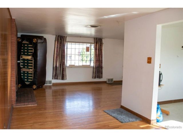 5421 Field Ct, Arvada, CO 80002