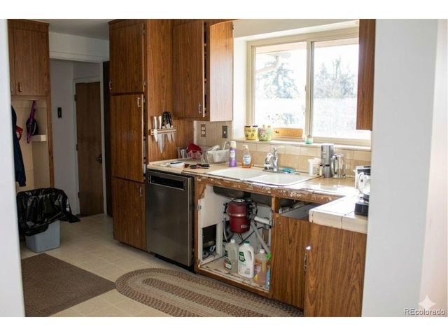 5421 Field Ct, Arvada, CO 80002