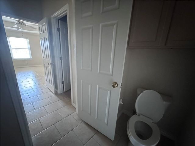 15649 Palmira Ave B, Corpus Christi, TX 78418