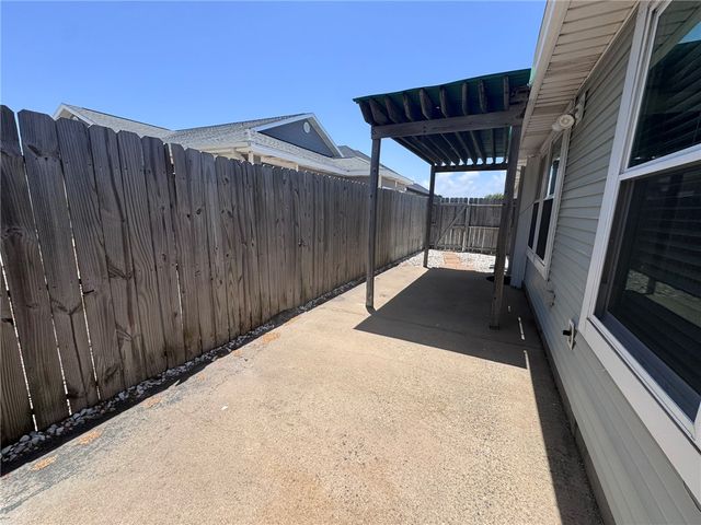 15649 Palmira Ave B, Corpus Christi, TX 78418