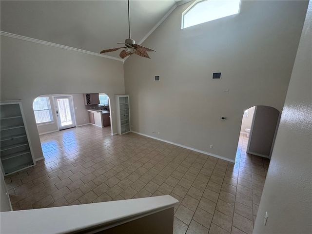15649 Palmira Ave B, Corpus Christi, TX 78418