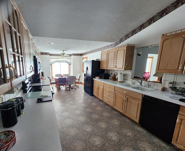 95 Ada Lane, Seaman, OH 45679