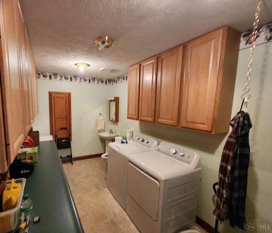 95 Ada Lane, Seaman, OH 45679