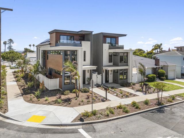 1075 Opal St, San Diego, CA 92109