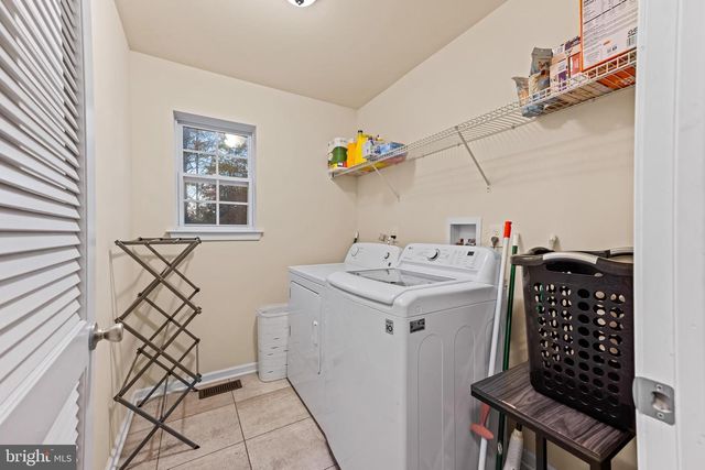 108 NOTTINGHAM LN, Newfield, NJ 08344