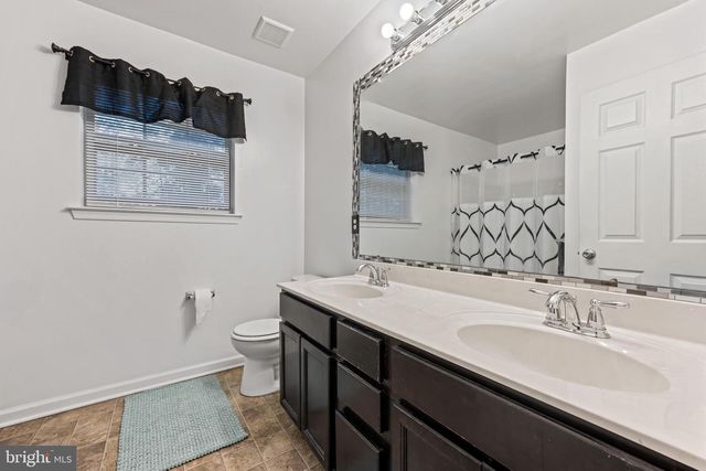 108 NOTTINGHAM LN, Newfield, NJ 08344