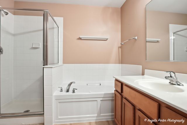 201 Macintosh Avenue, Woodstock, IL 60098