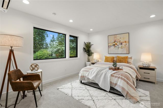 13022 Corliss Avenue N, Seattle, WA 98133