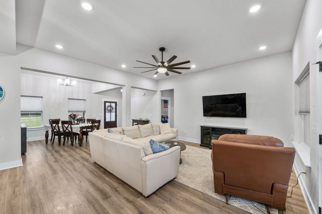 220 Dugout Rd, Summertown, TN 38483