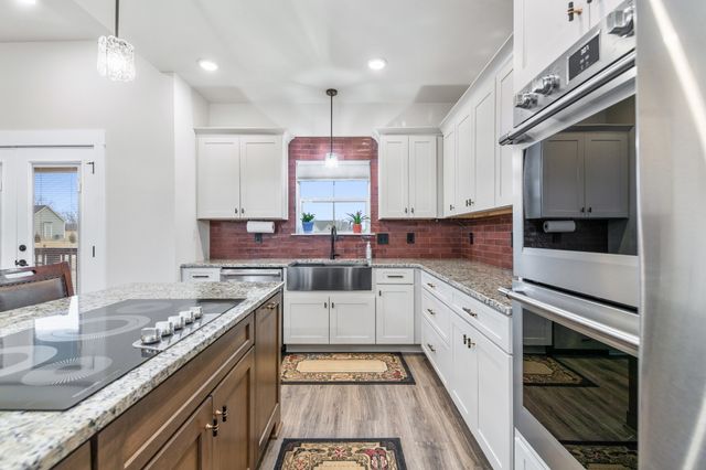 220 Dugout Rd, Summertown, TN 38483