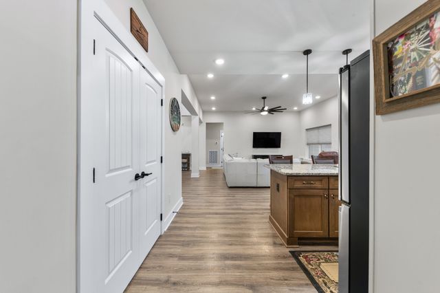 220 Dugout Rd, Summertown, TN 38483