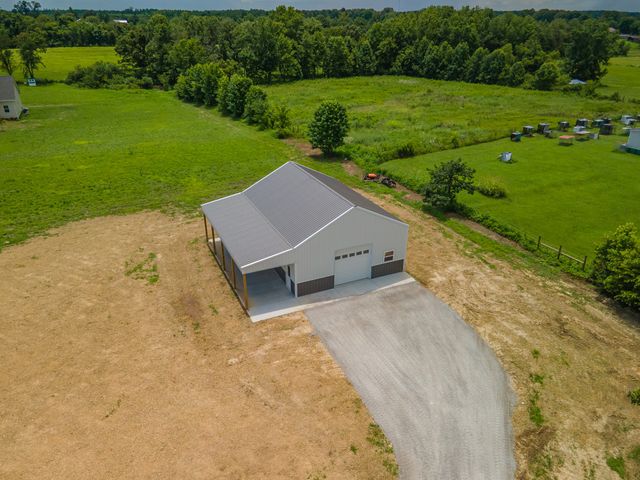 220 Dugout Rd, Summertown, TN 38483