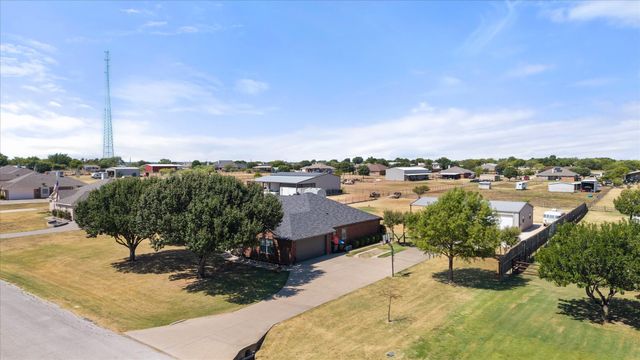 11005 Flores Trail, Crowley, TX 76036