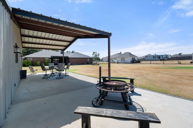 11005 Flores Trail, Crowley, TX 76036
