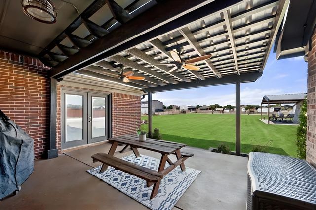 11005 Flores Trail, Crowley, TX 76036