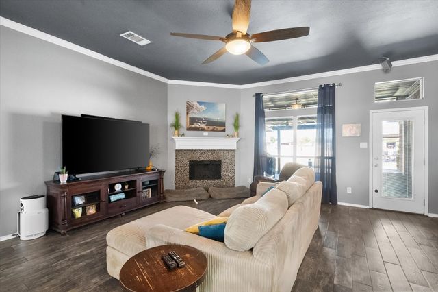 11005 Flores Trail, Crowley, TX 76036